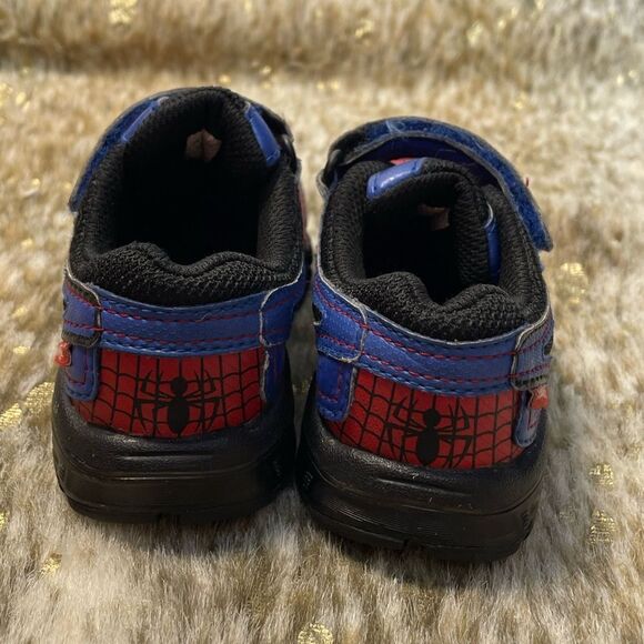 5 for $25🔥Marvel Spider-Man StrideRite Sneaker Boys Size 7.5W - Picture 4 of 9